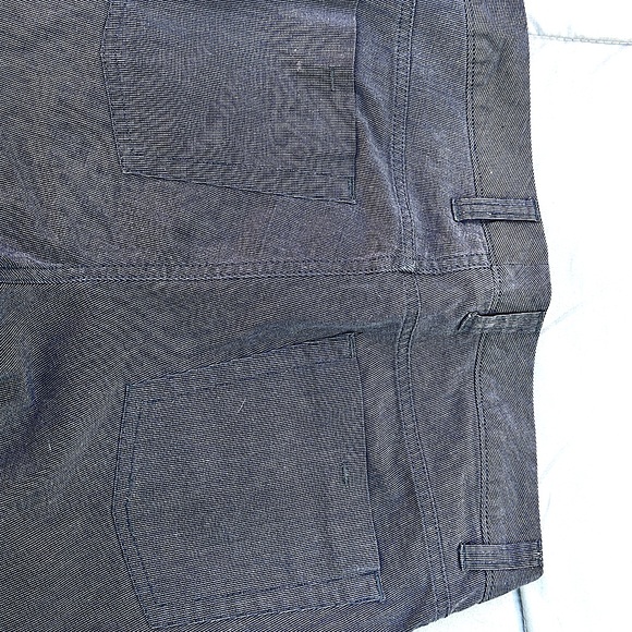 Kenneth Cole pants. Blk/Gray size 30w 32inseam. Pictures provided for guide - Picture 8 of 12